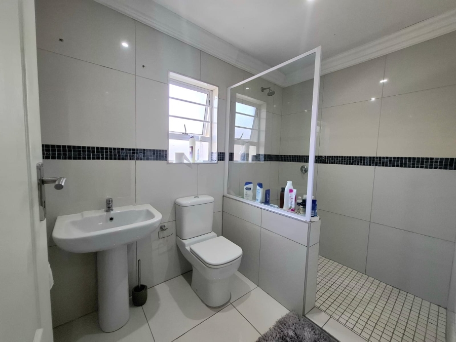 3 Bedroom Property for Sale in Gonubie Eastern Cape